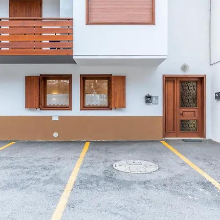 Alessia Apartmán *
